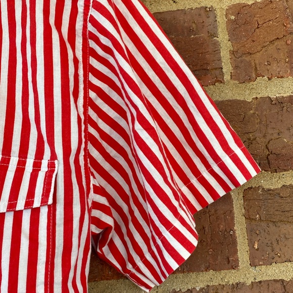 Price drop!Chaus Petites Red/White 80's Short Sleeve Button Down Carnival Stripe - Picture 6 of 9